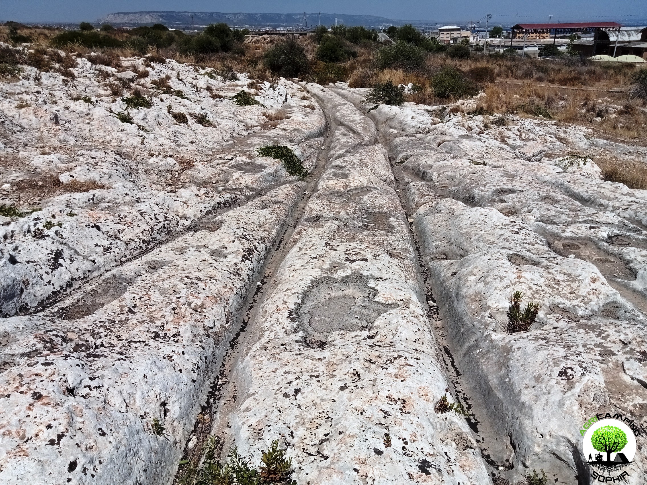 THE PROBLEM OF CART RUTS IN SOUTH-EASTERN SICILY (PART FOUR)